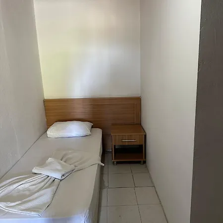 Hotel Zuemruet Pansiyon Side
