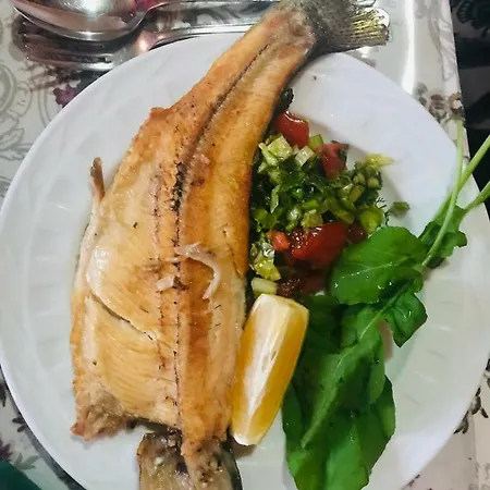 Zuemruet Pansiyon Hotel *