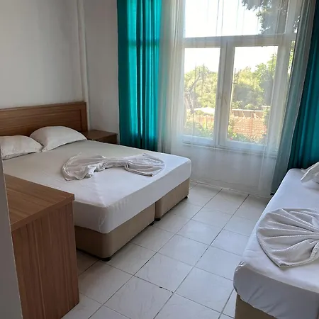 Zuemruet Pansiyon Hotel Sidé