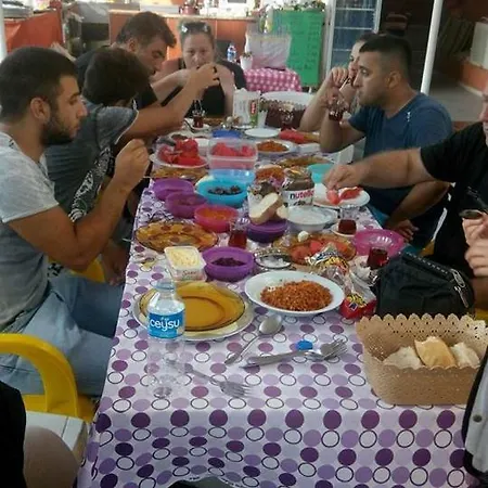 Hotel Zuemruet Pansiyon Sidé